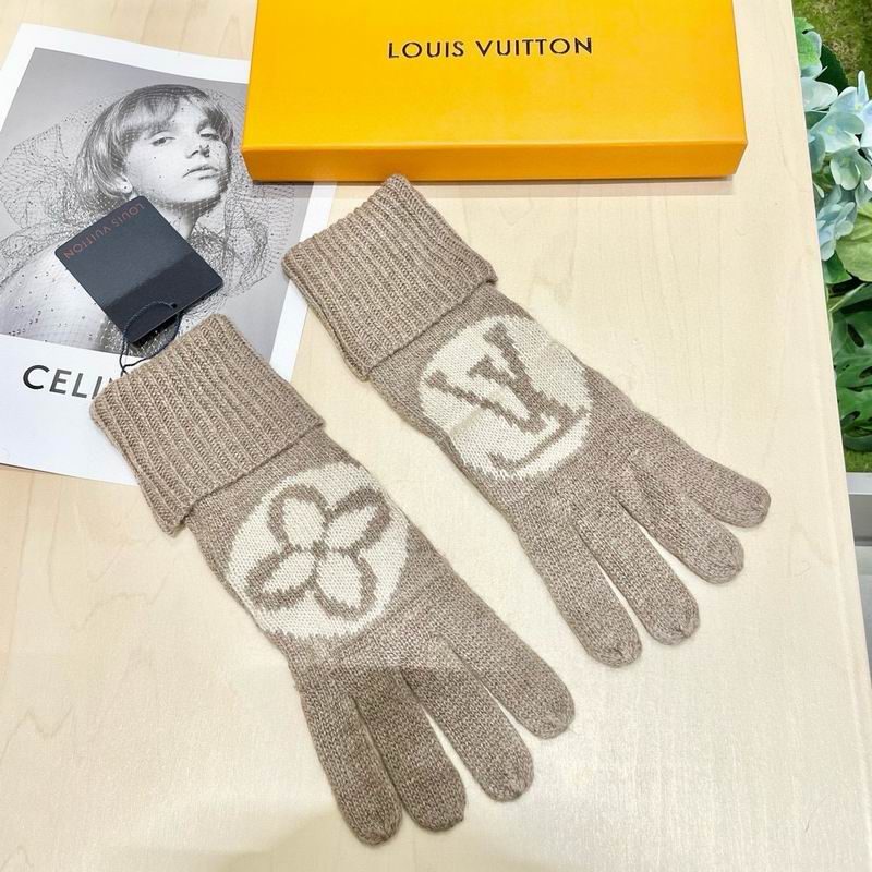 LV Gloves 17 (22)