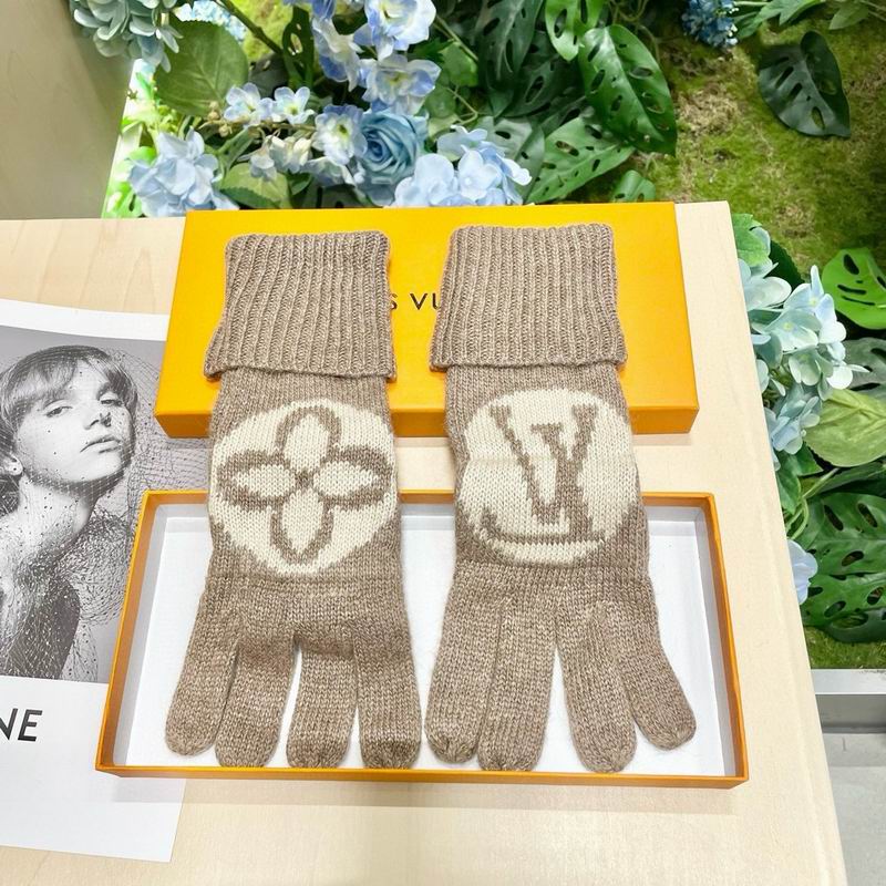 LV Gloves 17 (27)