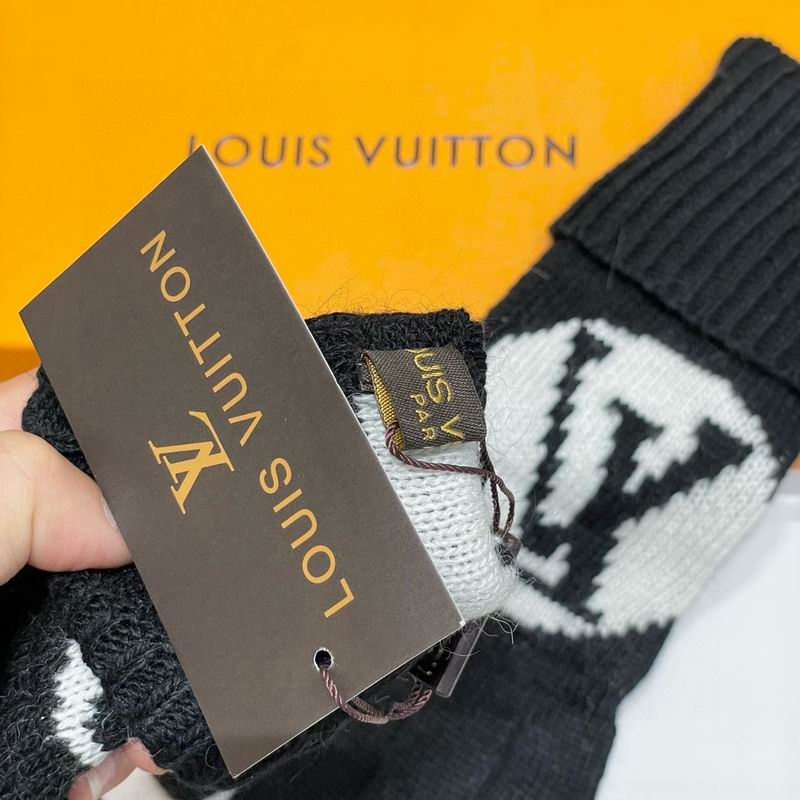 LV Gloves 17 (28)