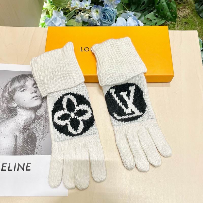 LV Gloves 17 (7)
