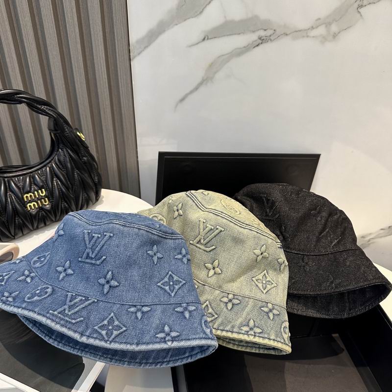 LV Hat (1034)