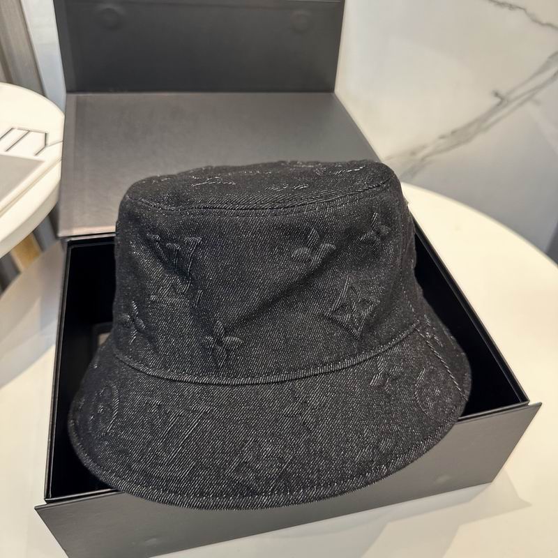 LV Hat (1039)