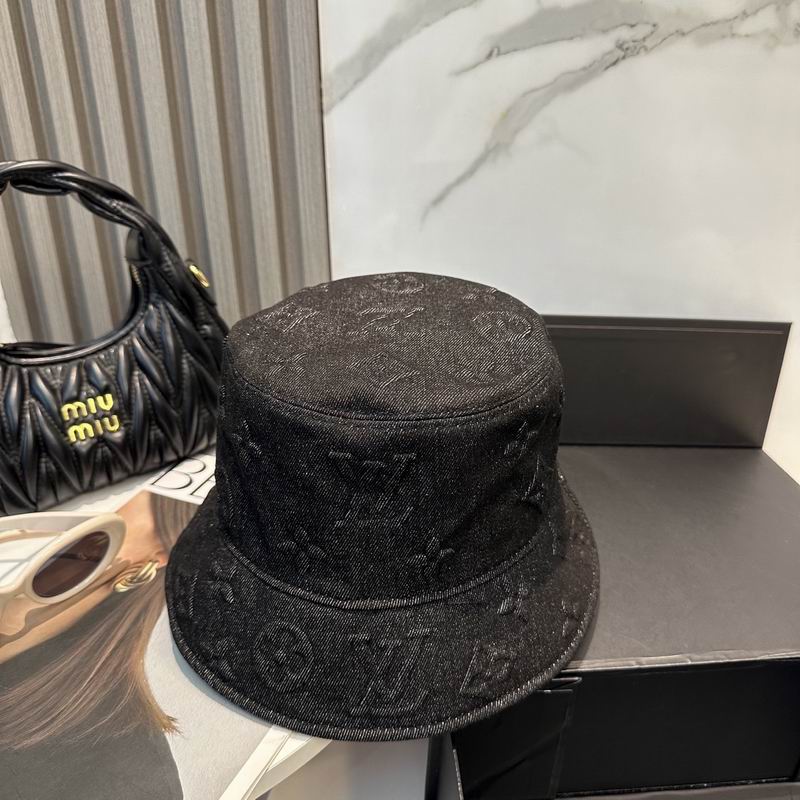 LV Hat (1041)