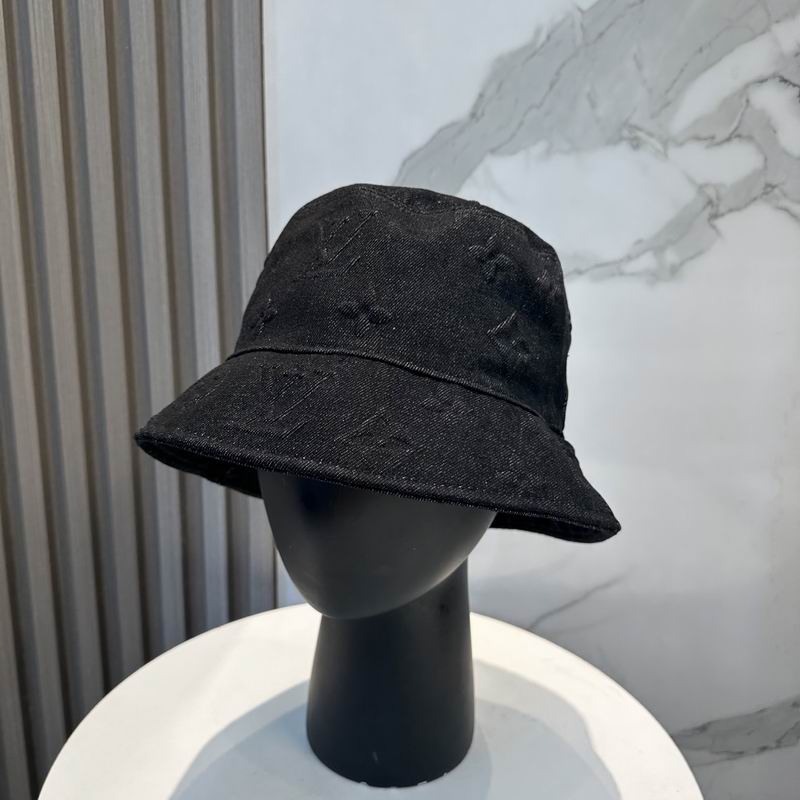 LV Hat (1043)
