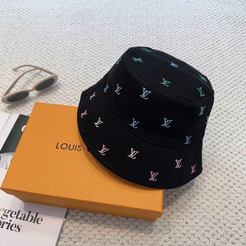 LV Hat (1065)