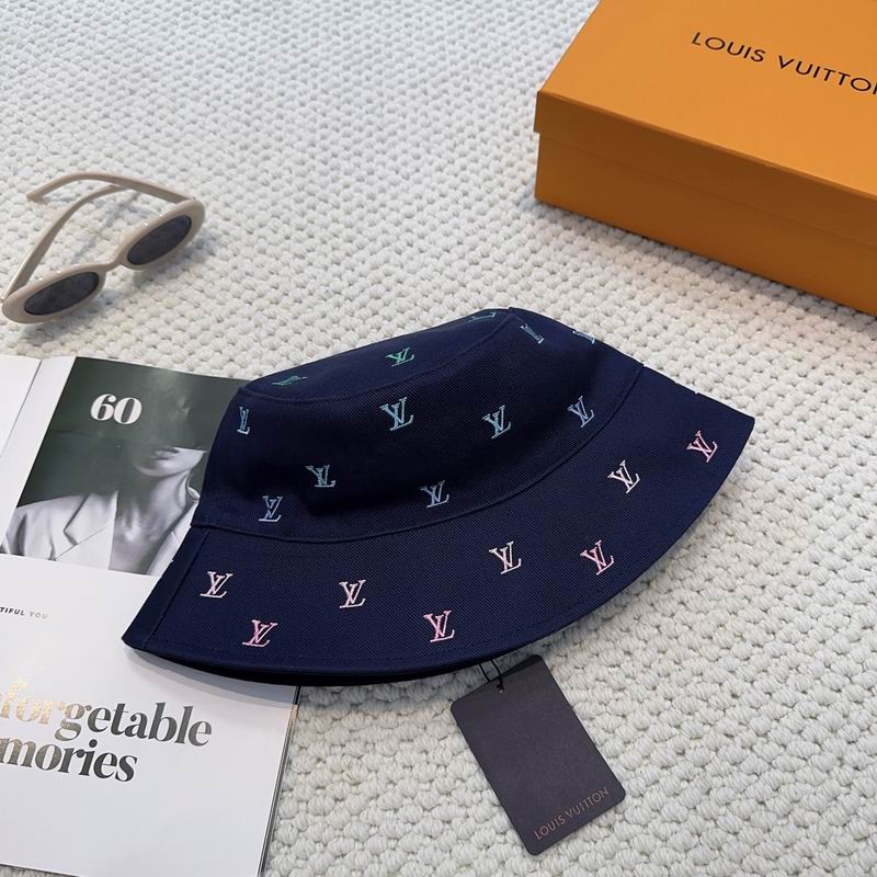 LV Hat (1071)