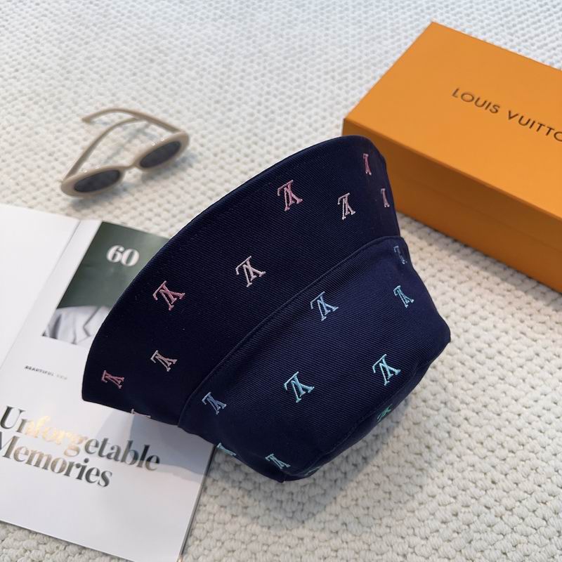 LV Hat (1072)