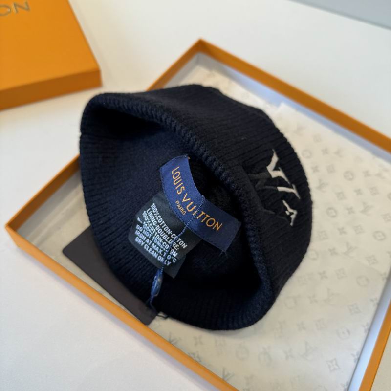 LV Hat (1418)