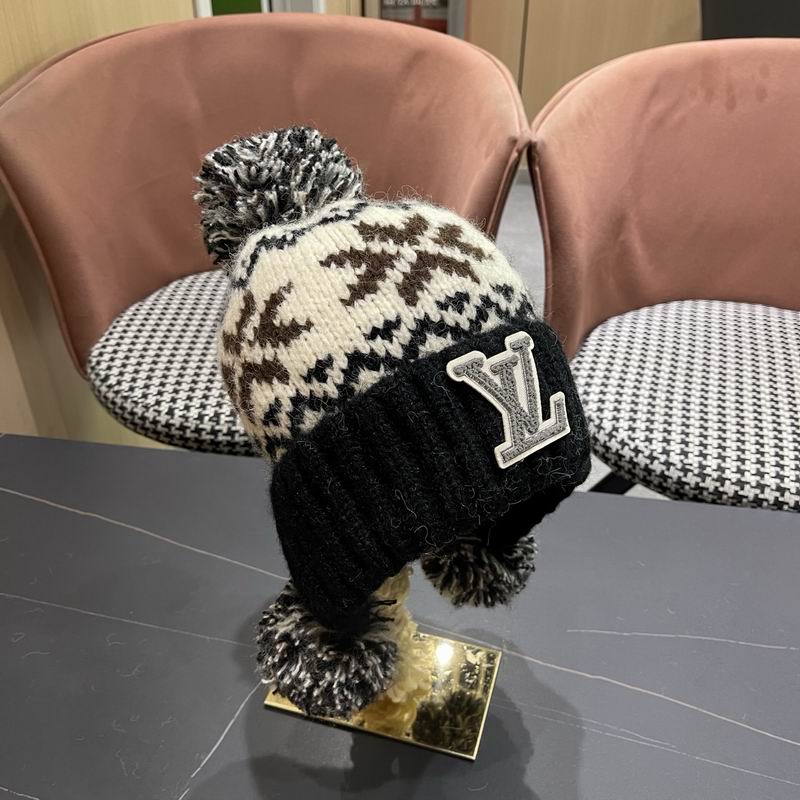 LV Hat (200)