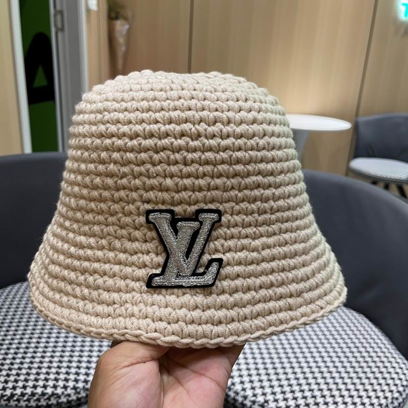 LV Hat (425)