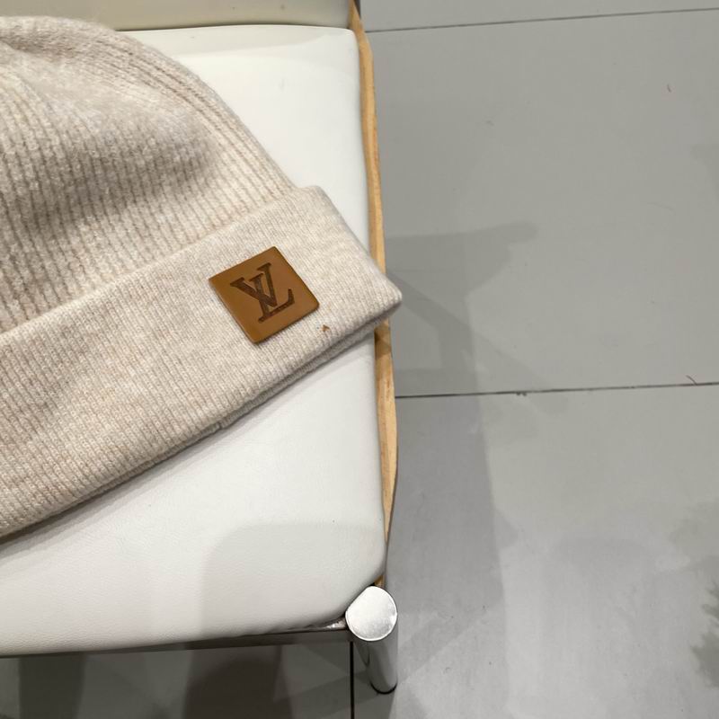 LV Hat (469)