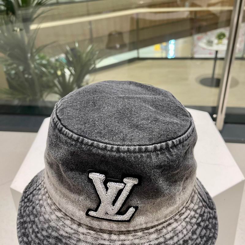 LV Hat (794)