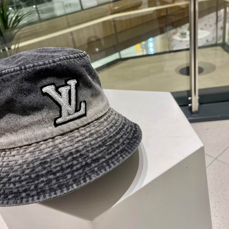LV Hat (795)