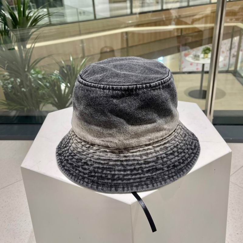 LV Hat (796)