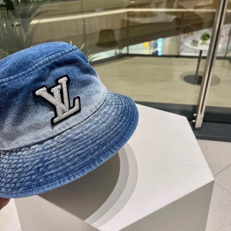 LV Hat (804)