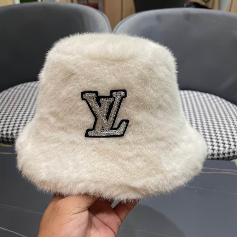 LV Hat (939)