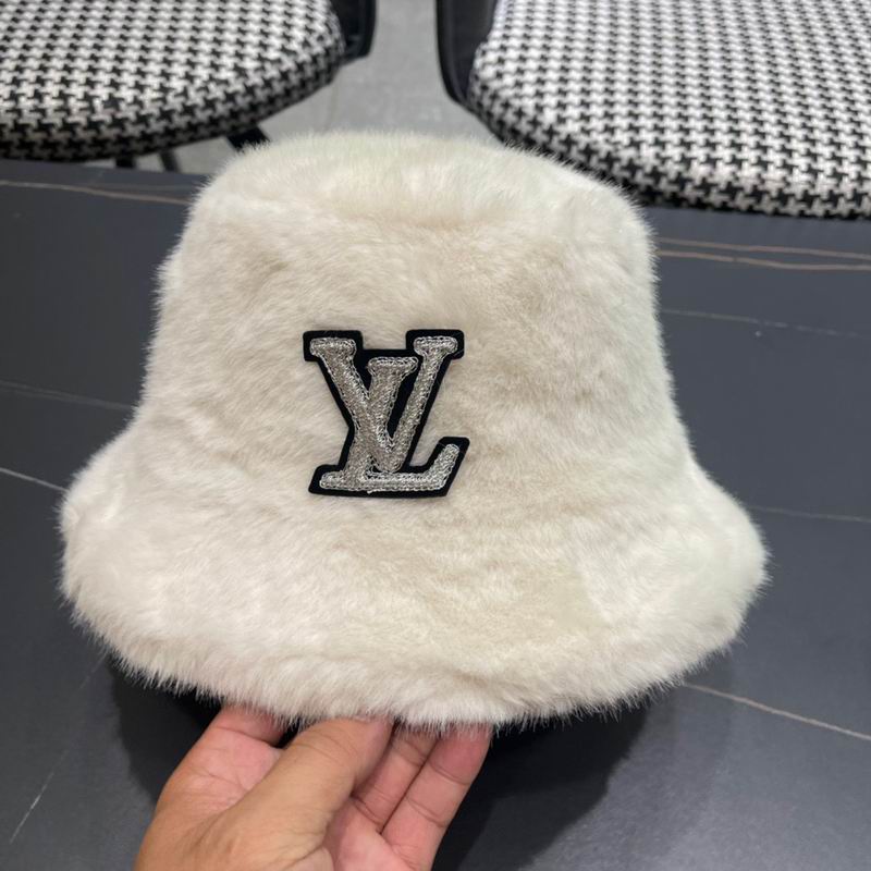 LV Hat (940)
