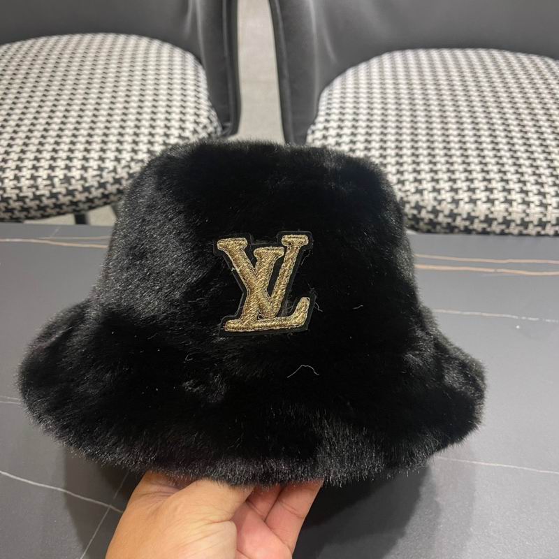 LV Hat (953)