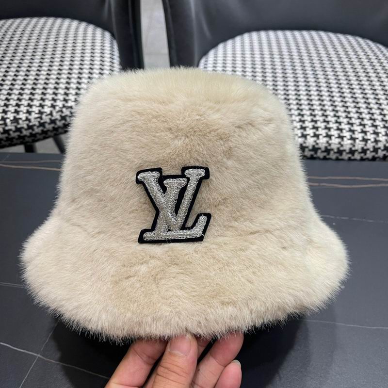 LV Hat (965)