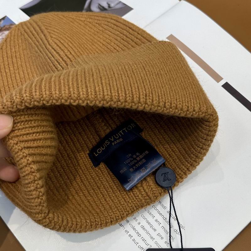 LV Hat dx (1212)