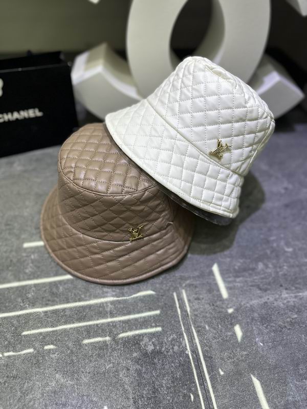 LV Hat dx (228)