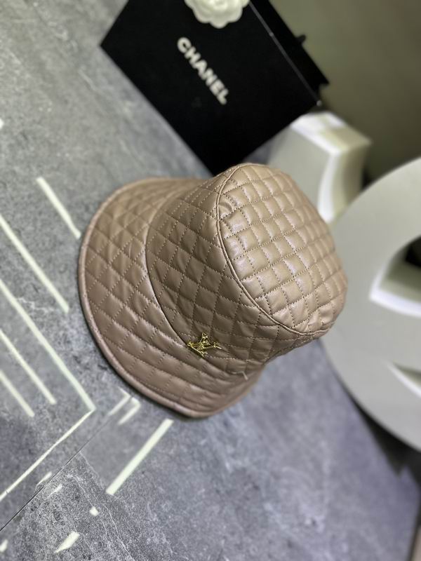 LV Hat dx (229)