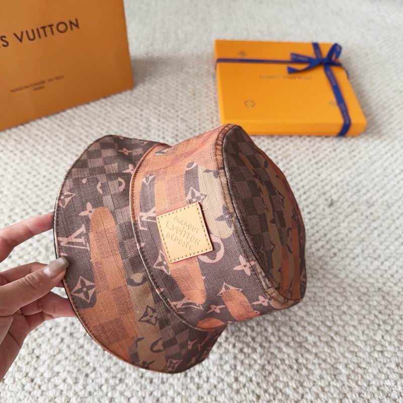 LV Hat dx (233)