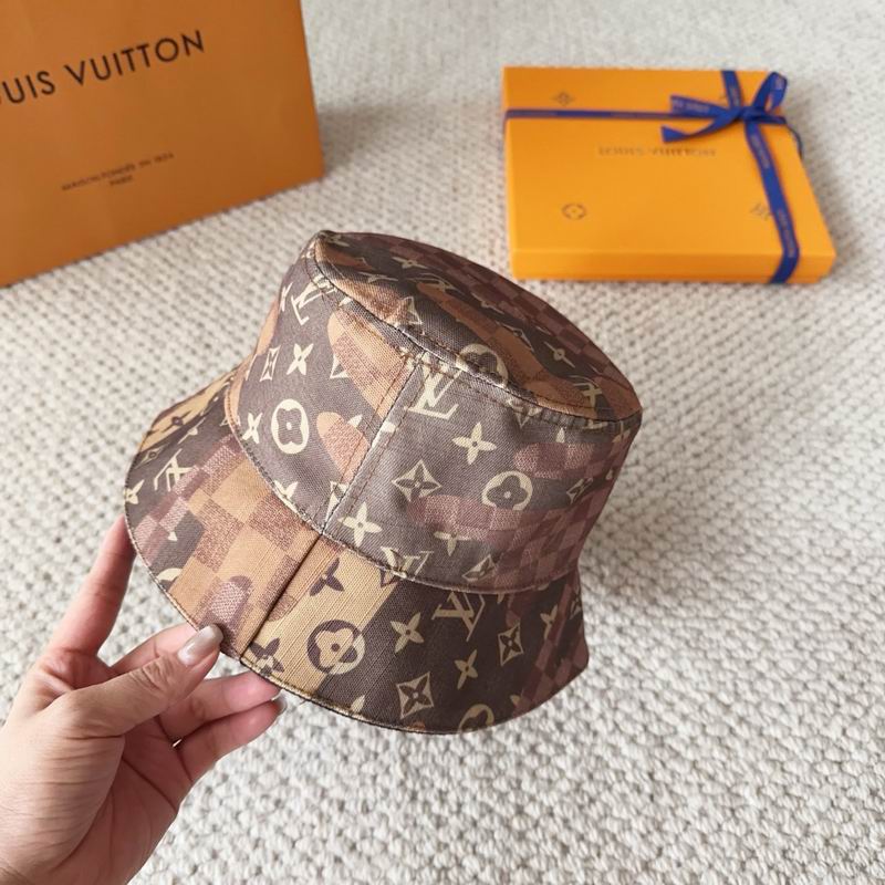 LV Hat dx (240)