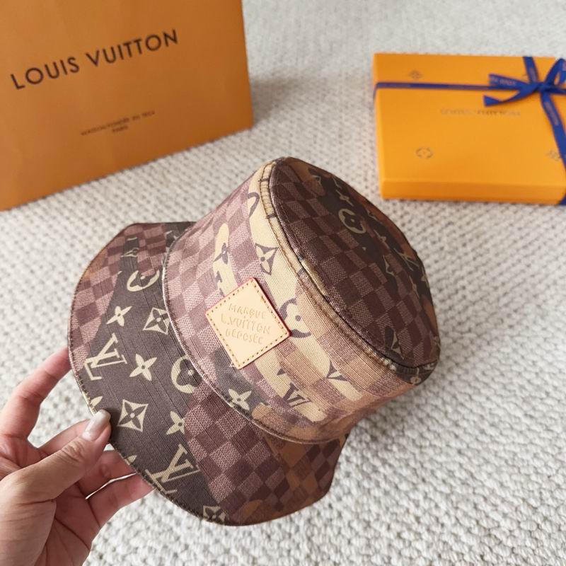 LV Hat dx (243)