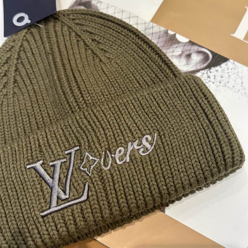 LV Hat dx (530)