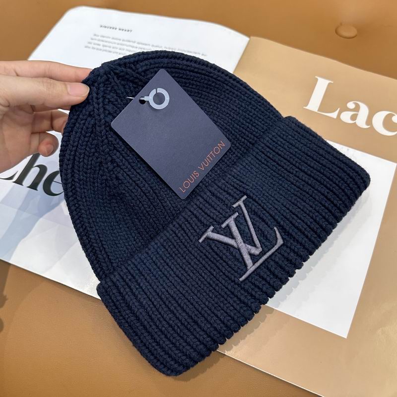 LV Hat dx (572)