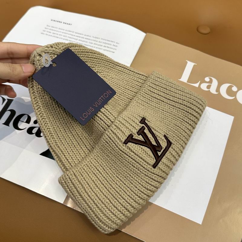 LV Hat dx (581)