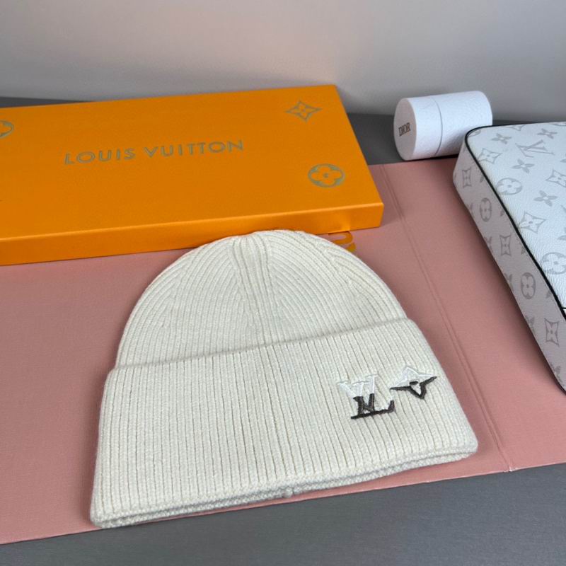 LV Hat dx (831)