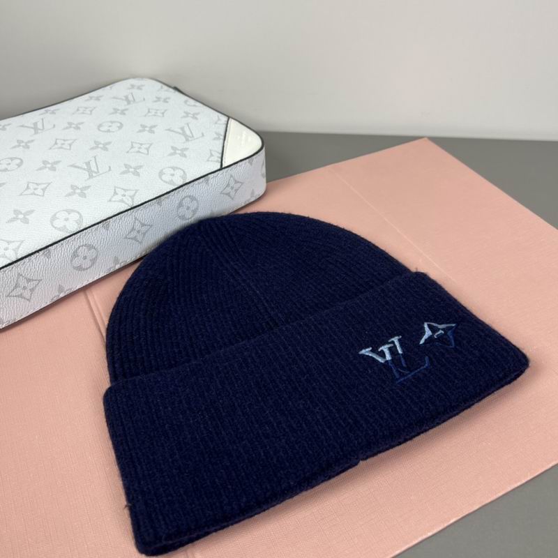 LV Hat dx (835)