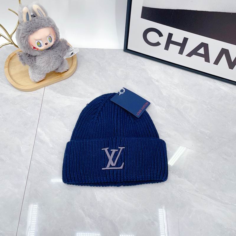 LV Hat dx (880)