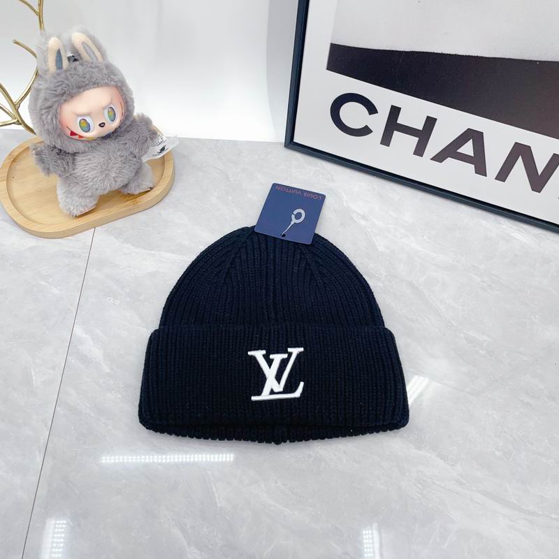 LV Hat dx (907)