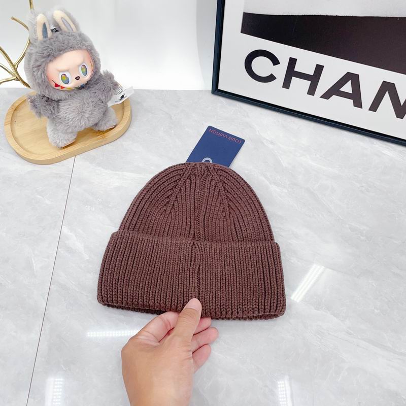 LV Hat dx (941)