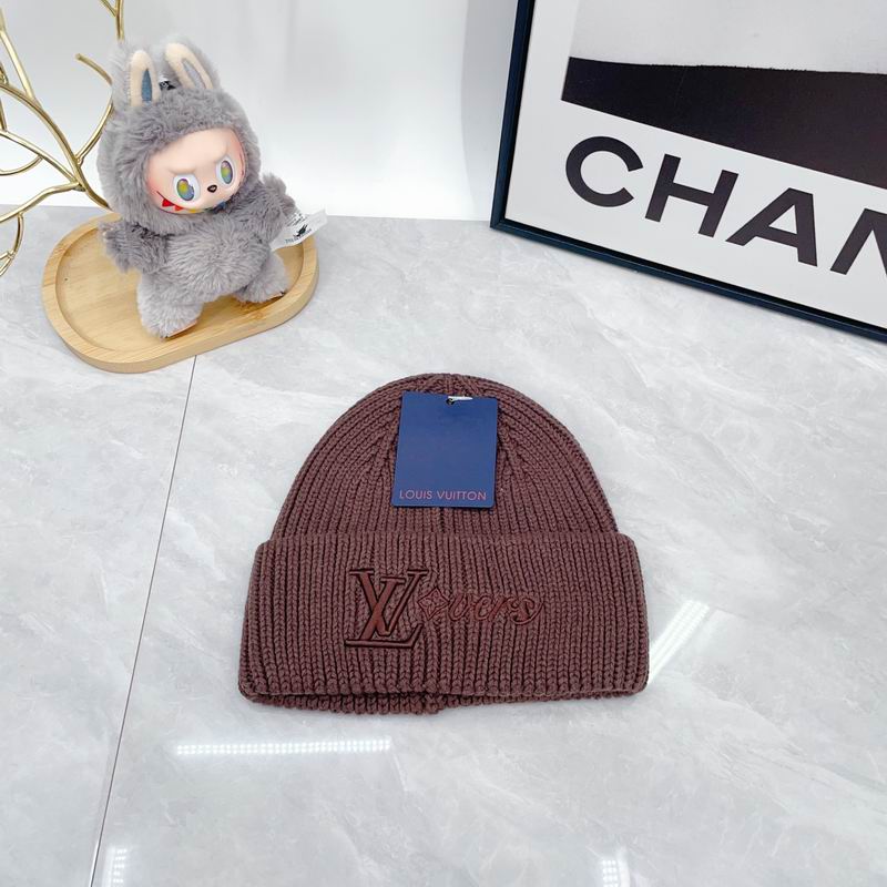 LV Hat dx (944)