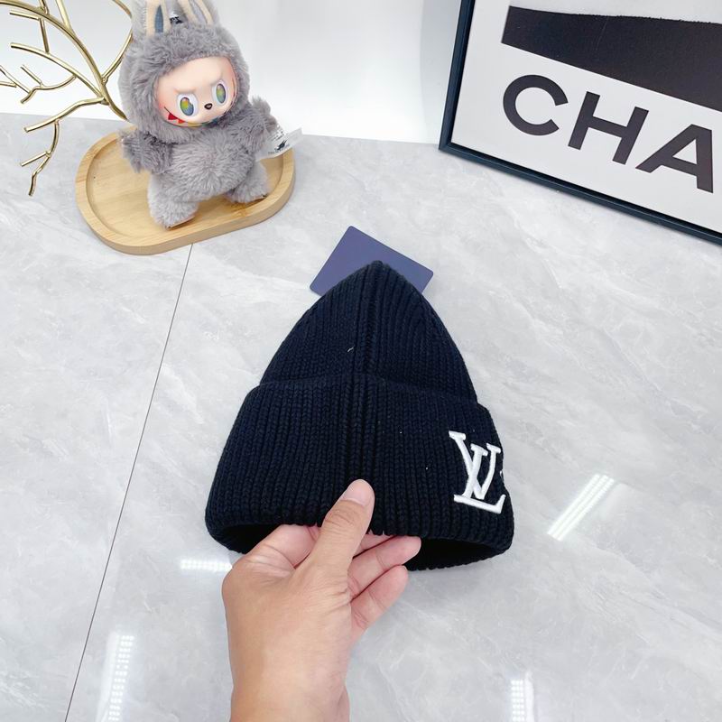 LV Hat dx (960)