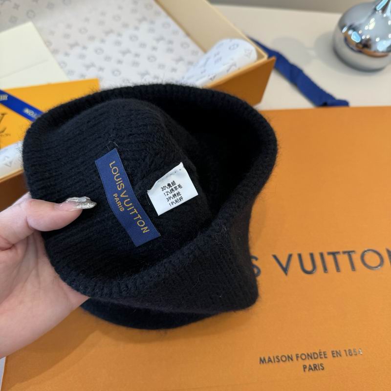 LV Hat dx (99)