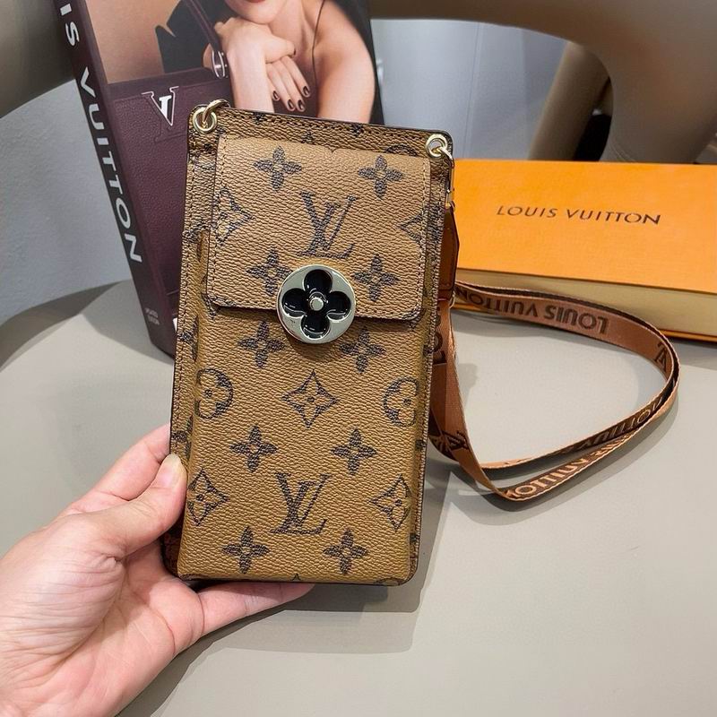 LV Phone bag 05 (16)