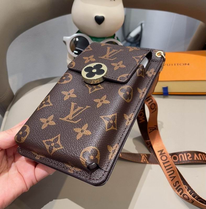 LV Phone bag 05 (4)