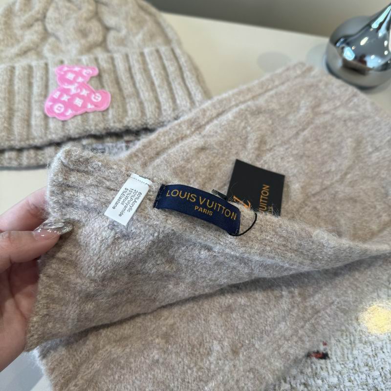 LV Scarf Hat (14)