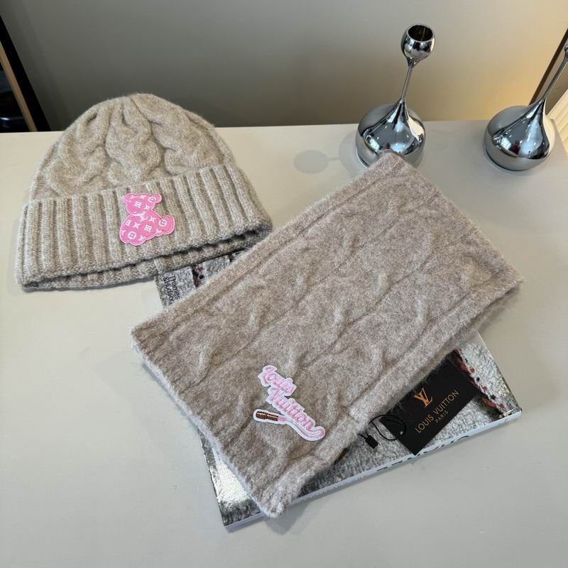 LV Scarf Hat (20)