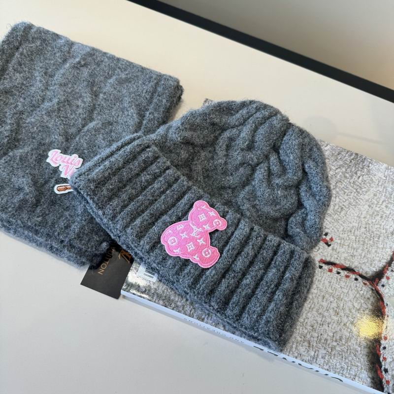 LV Scarf Hat (26)