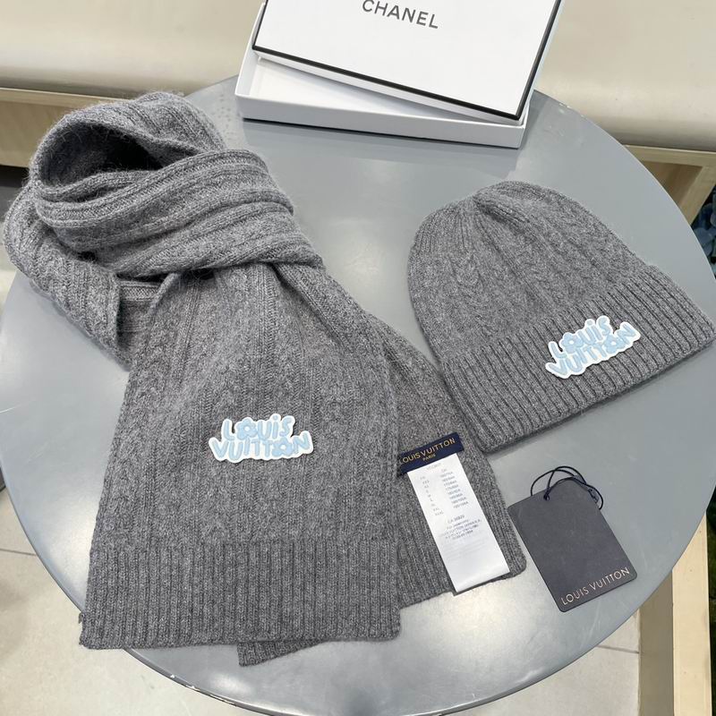 LV Scarf Hat (85)