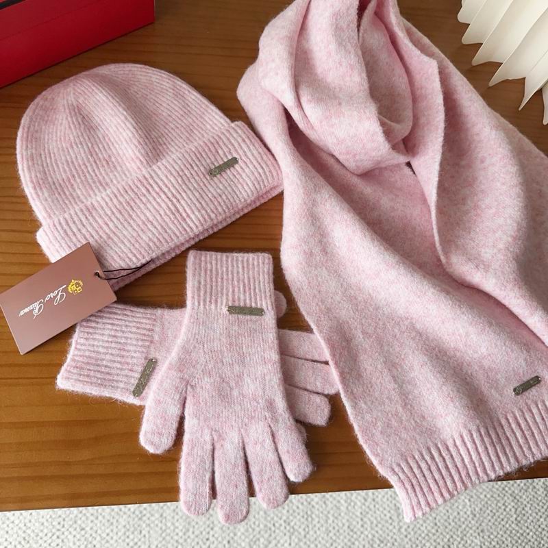 LV Scarf Hat Gloves (20)