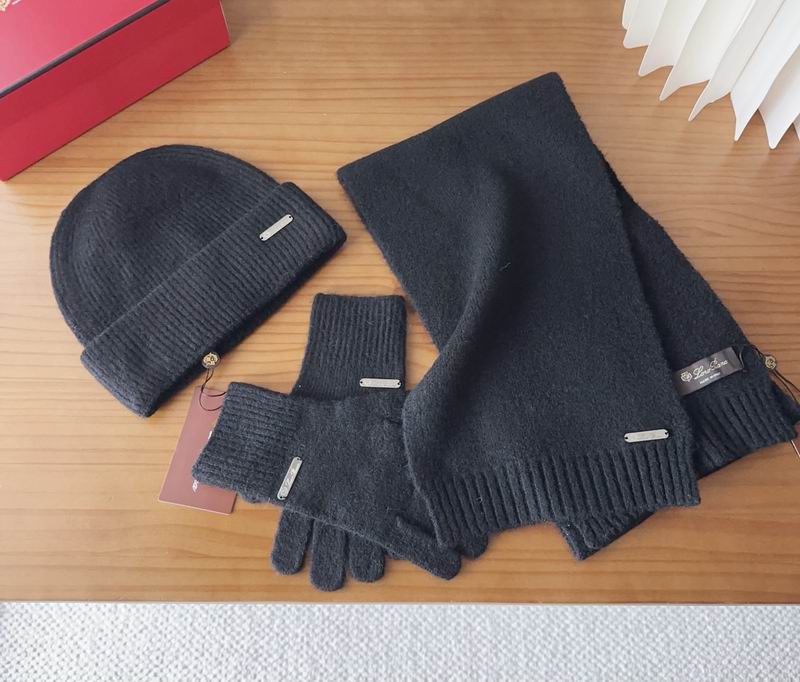 LV Scarf Hat Gloves (53)