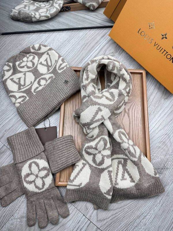 LV Scarf Hat Gloves hm (21)