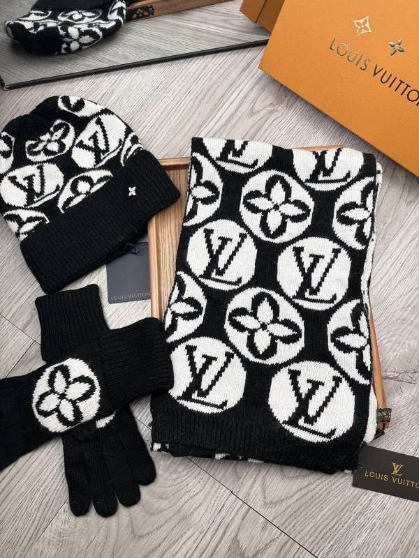 LV Scarf Hat Gloves hm (24)